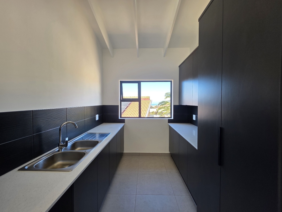 3 Bedroom Property for Sale in Wavecrest Eastern Cape